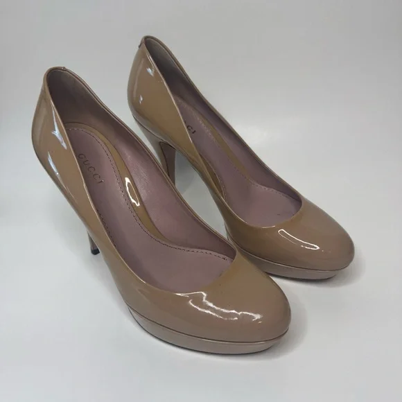 ❕SALE❕ Gucci Patent Leather Tan Pumps - Picture 1 of 6